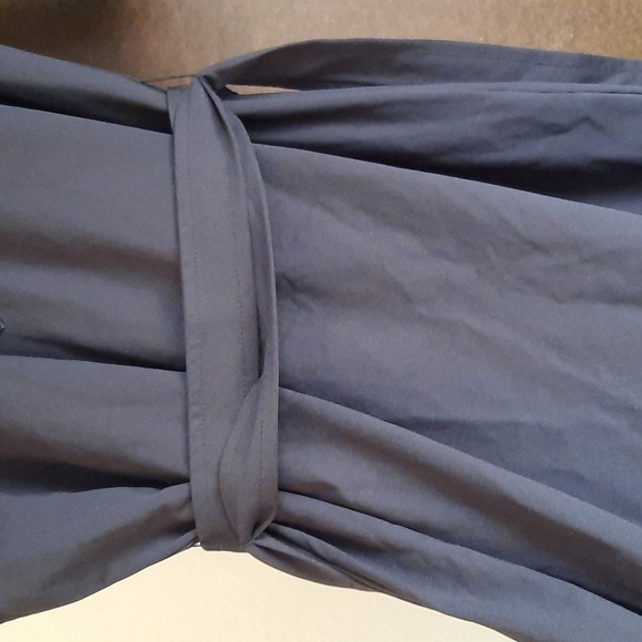 J.Mclaughlin knee length shirt dress with 3/4 sleeves and belt - Picture 3 of 6